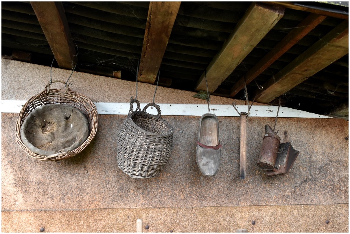 Paniers et outlis d'antan